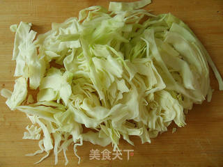 【炸酱面,花样做】 酱香排骨炸酱面的做法步骤:4