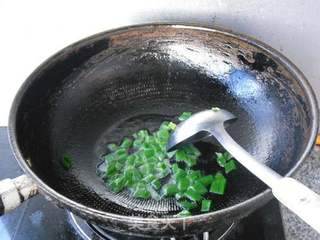 番茄丝瓜丁的做法步骤：4