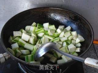 番茄丝瓜丁的做法步骤：5
