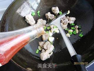排骨番茄炸酱面的做法步骤:4