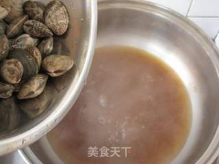 简单又鲜美的韩式料理:豆酱蛤蜊汤的做法步骤:4
