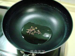 快捷制作爽口小菜“油炝包心菜”的做法步骤：2
