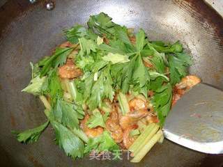 土豆香芹烧对虾的做法步骤:12