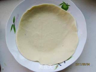 韭菜鸡蛋灌饼的做法步骤:3
