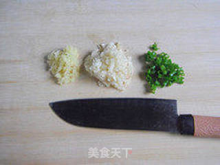 滋阴明目—白灼花蛤的做法步骤:5