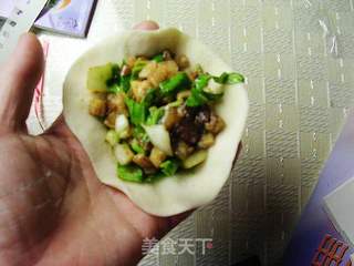 香菇油菜酱香包子的做法步骤:7