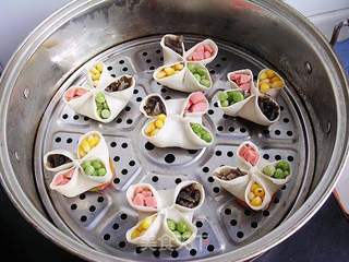 四喜蒸饺的做法步骤:9
