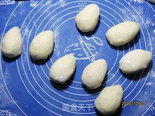 刺猬蜜豆包的做法步骤:7