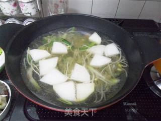 主妇版韩式海鲜汤的做法步骤:4