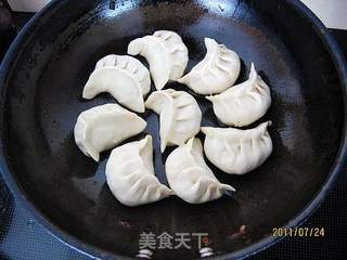 菠菜豆腐煎饺的做法步骤：8