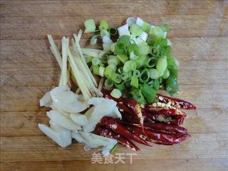 洋葱炒豆丹的做法步骤：3