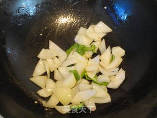 洋葱炒豆丹的做法步骤：6