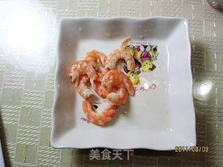 黄瓜鲜虾疙瘩汤的做法步骤:2