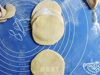 南瓜玫瑰卷的做法步骤:3