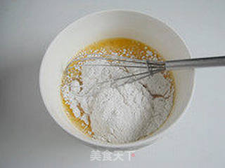 三香汇聚—鸡蛋糯米饼的做法步骤:3