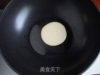 三香汇聚—鸡蛋糯米饼的做法步骤:5