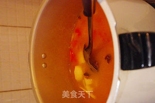 飨入“绯绯”——番茄排骨炖莲藕的做法步骤:5