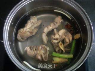 溜肥肠的做法步骤:2