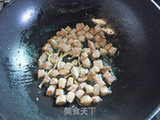 清新爽口—爆炒三丁的做法步骤:6