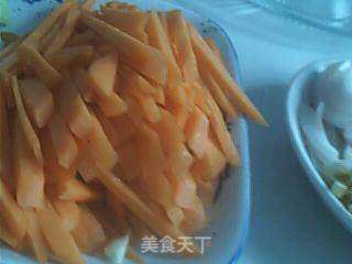 爆炒地三鲜的做法步骤:5