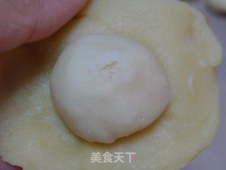 酥皮月饼---莲蓉酥@豆沙酥的做法步骤：5