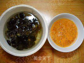 清汤枸杞猫耳面的做法步骤：2