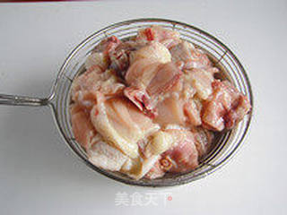 养胃健脾—栗子鸡的做法步骤:3