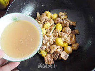 养胃健脾—栗子鸡的做法步骤:12