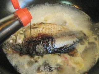 包瓜肉糜嵌鲫鱼的做法步骤:6