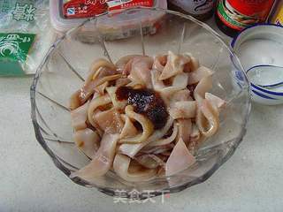 铁板鱿鱼的做法步骤:3