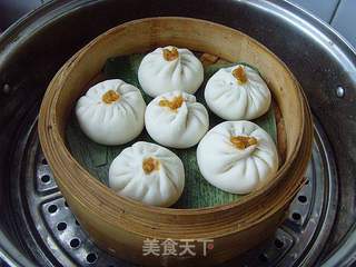 蟹黄小笼包的做法步骤:11