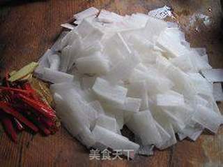 糖醋脆萝卜的做法步骤:2
