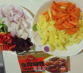 咖喱鸡肉饭的做法步骤:3