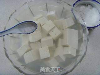 嘎鱼炖豆腐的做法步骤：3