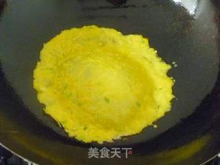 【简单制作的花样饼大全】香甜玉米卷饼的做法步骤：7