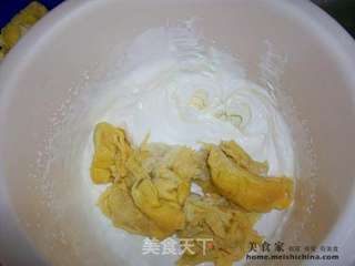 又香又臭的榴莲奶油蛋糕的做法步骤:9