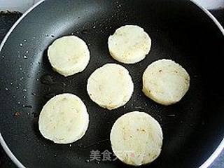 馋嘴小吃---香煎桂花糯米糕的做法步骤：9