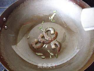 茄味口蘑虾球的做法步骤:9