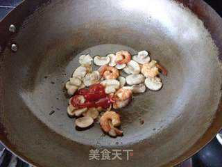 茄味口蘑虾球的做法步骤:12