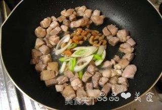 八宝辣酱面的做法步骤:3