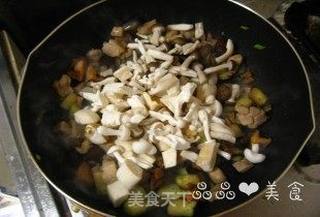 八宝辣酱面的做法步骤:5
