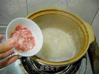 莲藕猪肉粥的做法步骤:6