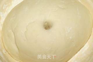 #中秋月饼别浪费# -- 莲蓉包的做法步骤:2
