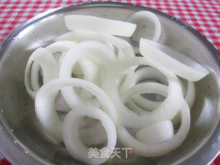 咖喱洋葱圈的做法步骤:5