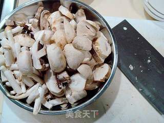 家常烩菜“杂菇烩玉子豆腐”的做法步骤：2