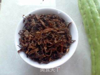 腌菜炒苦瓜的做法步骤：1