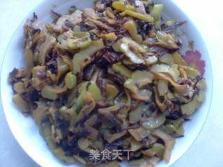 腌菜炒苦瓜的做法步骤：12