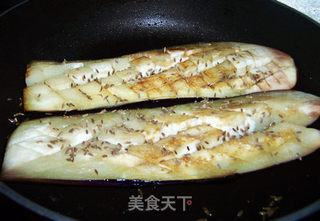 泡椒肉末烤茄子的做法步骤：2
