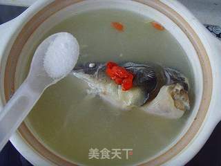 鲟鱼头汤的做法步骤:6