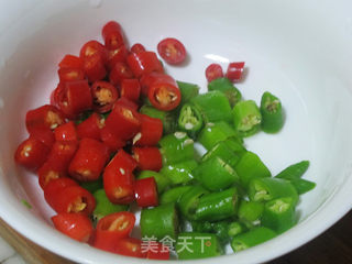 吉庆红烧鱼的做法步骤:3